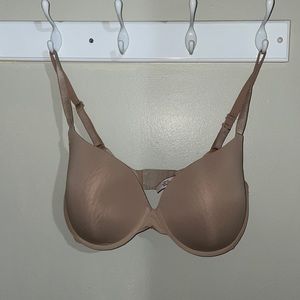 Two Victoria’s Secret 34 DDD bras